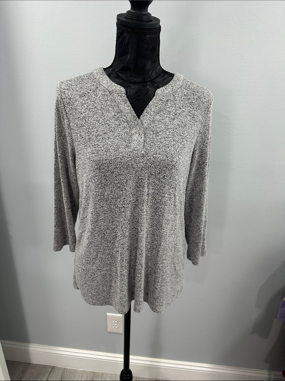 Chico's Gray Heather Knit Henley Long-Sleeve Top